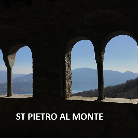 - Gabriella شقة Capiago Intimiano