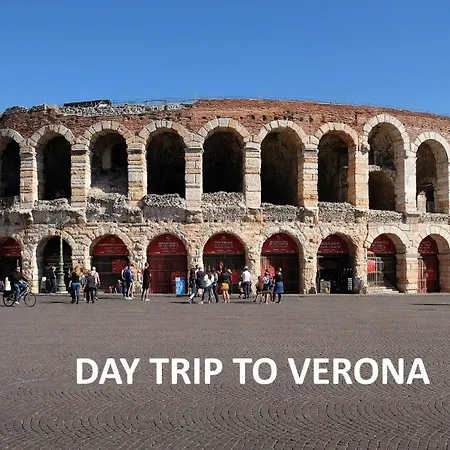 - Gabriella * Capiago Intimiano