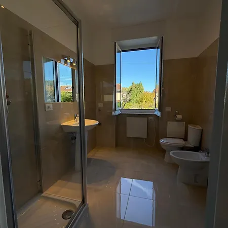 - Gabriella * Capiago Intimiano