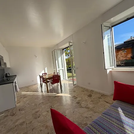 شقة - Gabriella *